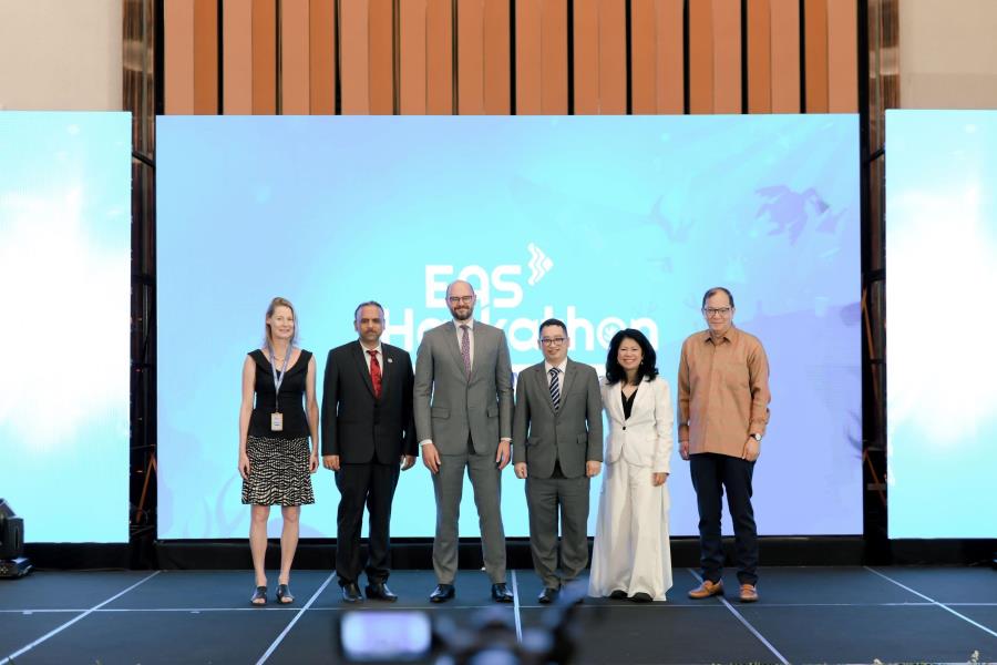 East Asia Summit EAS Hackathon on Combatting Marine Plastic