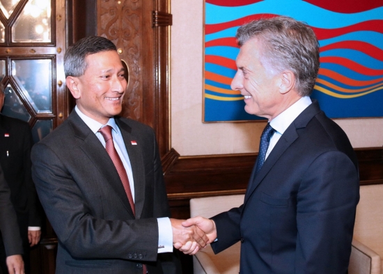 Min and Argentinian President Mauricio Macri (003)