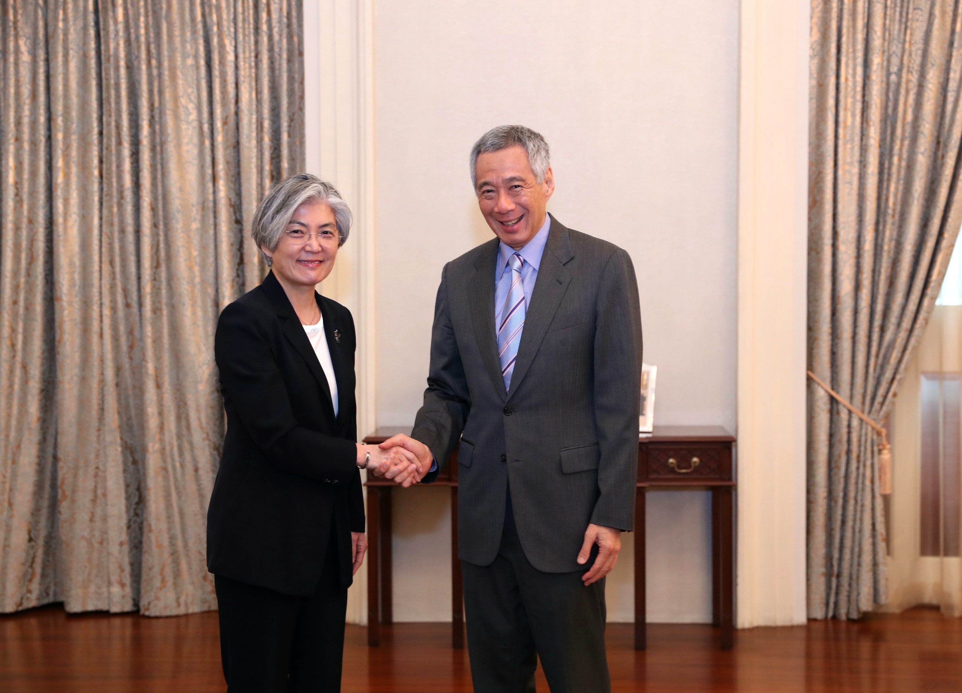 PM Lee with ROK FM