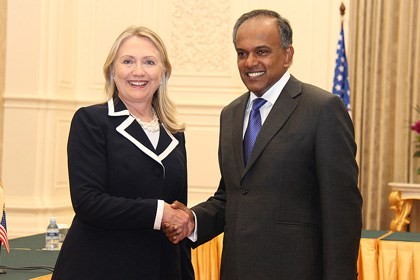 Minister Shanmugam met US Secretary of State Hillary Clinton in Phnom Penh, Cambodia on 12 July 2012 (website)