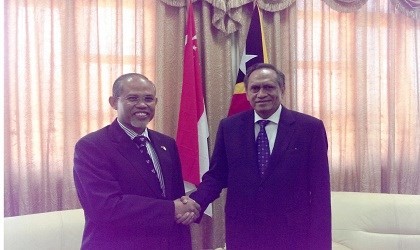 SMS Masagos Zulkifli met the Minister of Foreign Affairs and Cooperation of Timor-Leste José Luis Guterres on 24 July 2014, at the sidelines of the 10th Summit of the Community of Portuguese-Speaking Countries held in Dili.