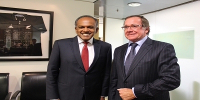 Minister Shanmugam calls on New Zealand Minister of Foreign Affairs Murray McCully [Photo: MFA]