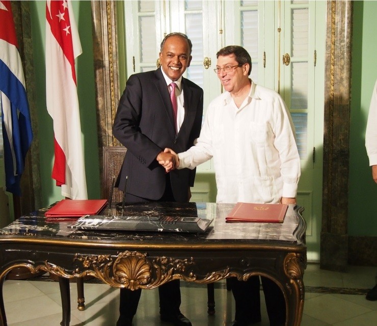 Minister for Foreign Affairs and Minister for Law K Shanmugam with Cuban Minister of Foreign Affairs Bruno Rodriguez Parilla (Photo: MFA)