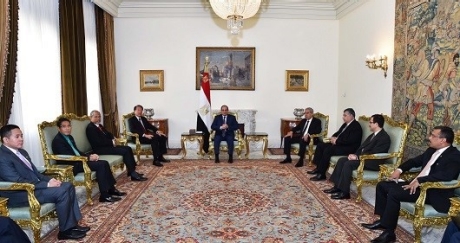 Deputy Prime Minister and Coordinating Minister for National Defence, Teo Chee Hean, together with the Singapore Political Office Holders called on President of the Arab Republic of Egypt, His Excellency Abdel Fattah Al Sisi, on 8 March 2016 in the Ittihadiya Presidential Palace in Cairo, Egypt.  