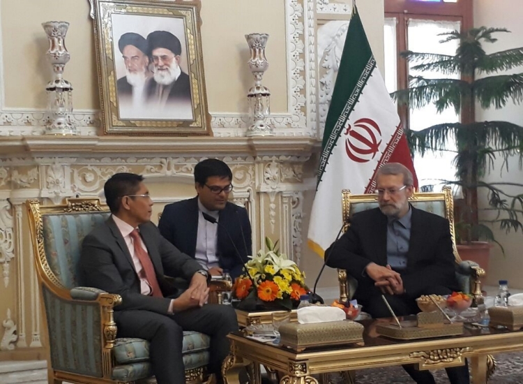 SMS and Speaker Larijani