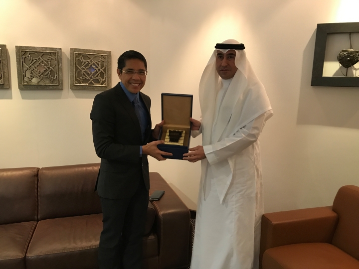 Meeting with HE Dr Hani Abu Ras, the Mayor of Jeddah, 2 October 2017.JPG